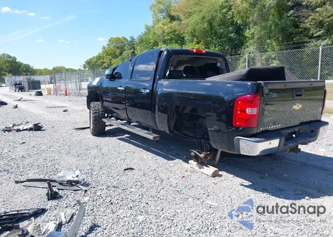 2007 Chevrolet Silverado K1500 Crew Cab z USA, uszkodzony, nr VIN 3GCEK13M27G556479